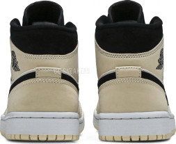 Женские кроссовки Nike Wmns Air Jordan 1 Mid 'Barely Orange'